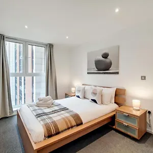 Apartment Fully Serviced Two Bed By Excel & O2, London